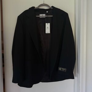 Aritzia Black Blazer